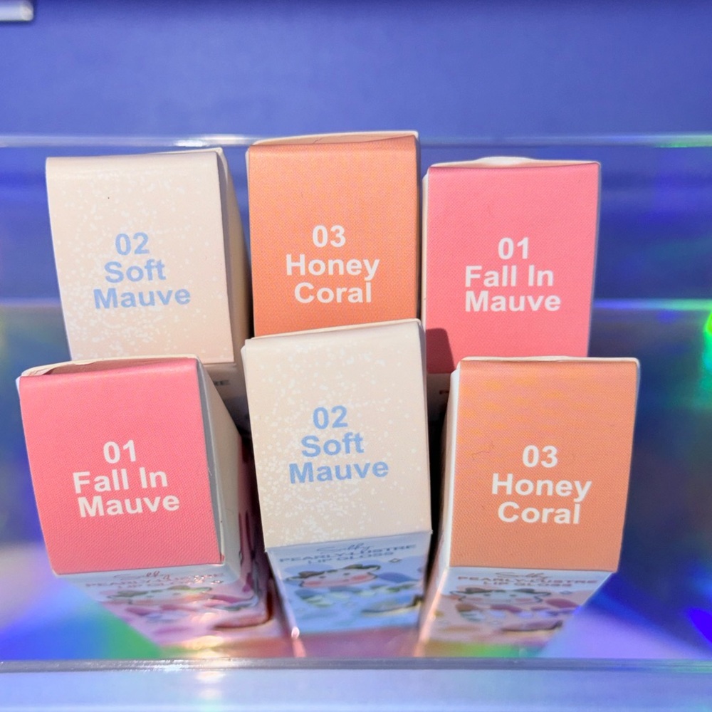 Kevin & Coco Kawaii Pearly Lip Gloss Set - 6 Pcs | Milk Cow Packaging - Picture 2 of 3
